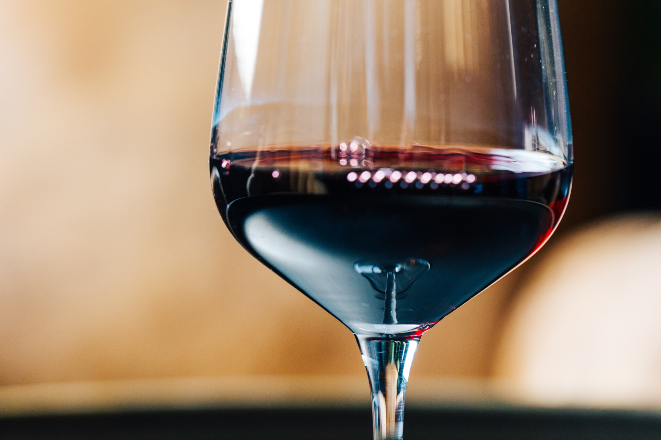 6 Chelsea Crystal Glass Wine Glasses