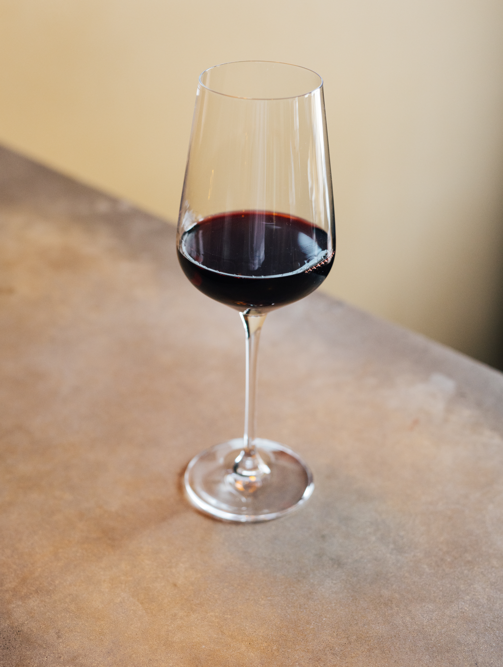 6 Chelsea Crystal Glass Wine Glasses