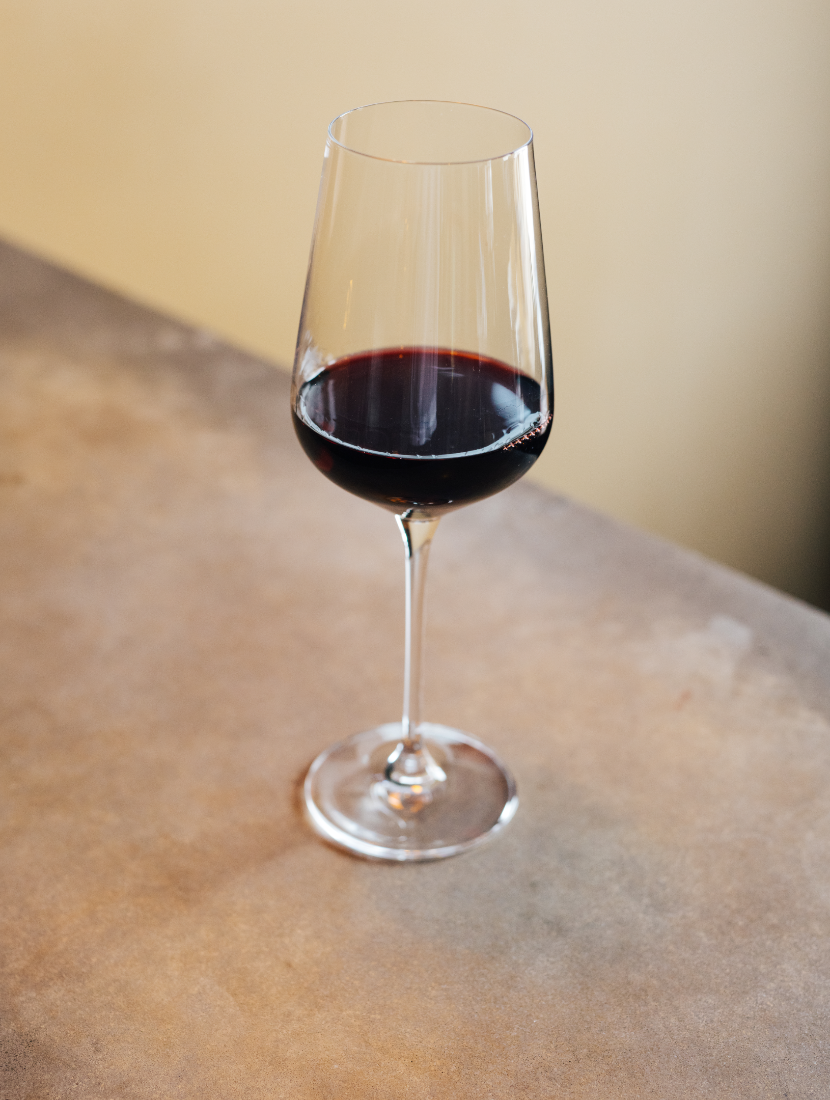 6 Chelsea Crystal Glass Wine Glasses