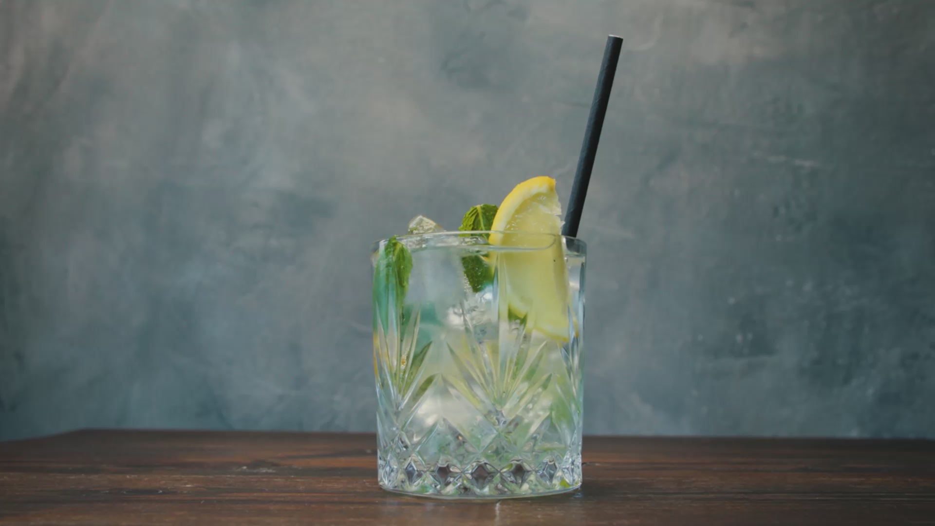 8 Mayfair Crystal Glasses